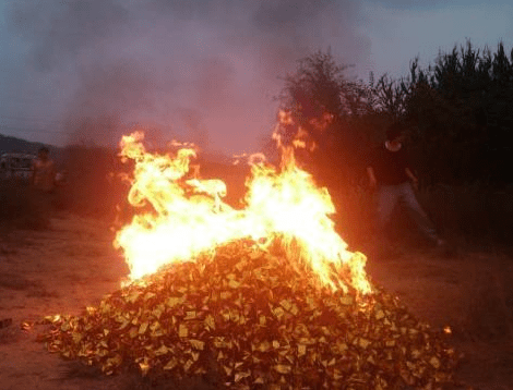 1713270121831268.png 8fbeb5afcbbe4dbdfbc7fdc193a1122d.png