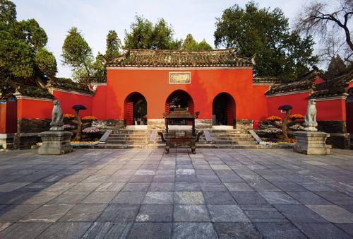 安顺八字算命、宝宝起名、择日大师推荐