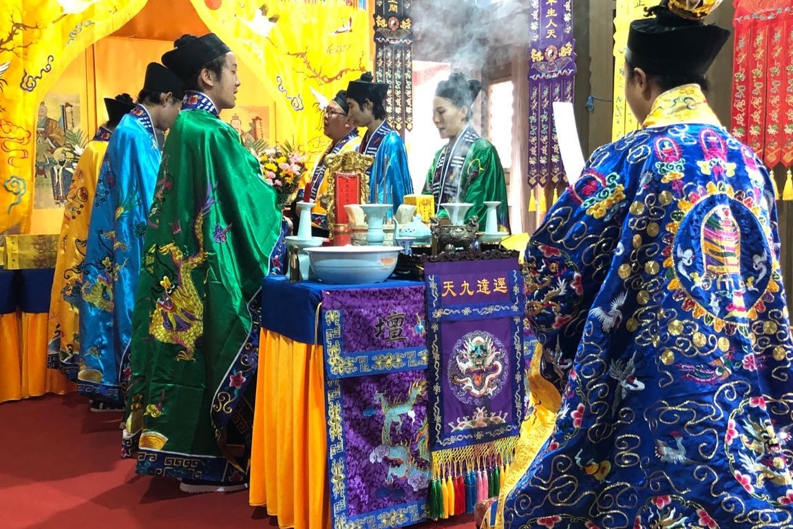 荆州哪里能算命：如何选择靠谱的算命大师？